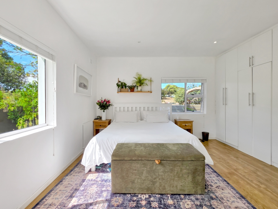 2 Bedroom Property for Sale in Belle Constantia Western Cape